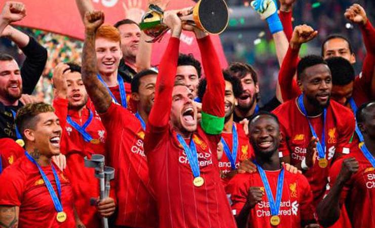 Cutucada? Atletas do Liverpool comemoram título do Mundial de Clubes 'à la' Gabigol