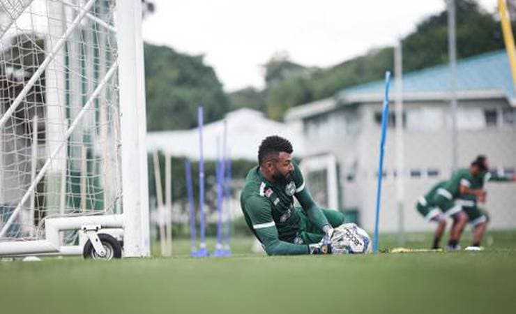 Empréstimo de Alex Muralha com o Coritiba é estendido