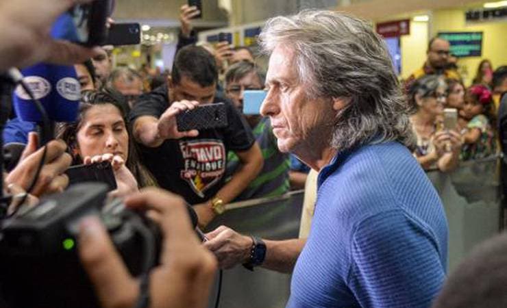 Jorge Jesus volta ao Rio e fala em sintonia com a direção por renovação: ‘Não haverá problemas’
