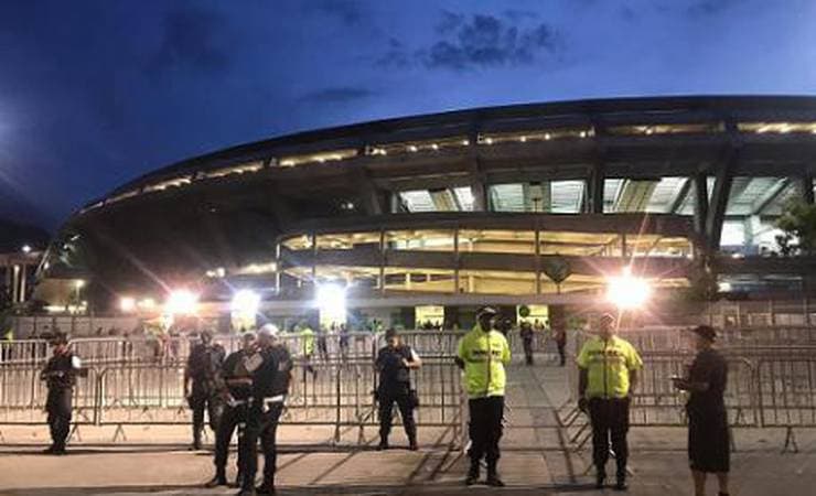 Jogos do Flamengo na segunda: ingresso para o Carioca dará desconto no NBB