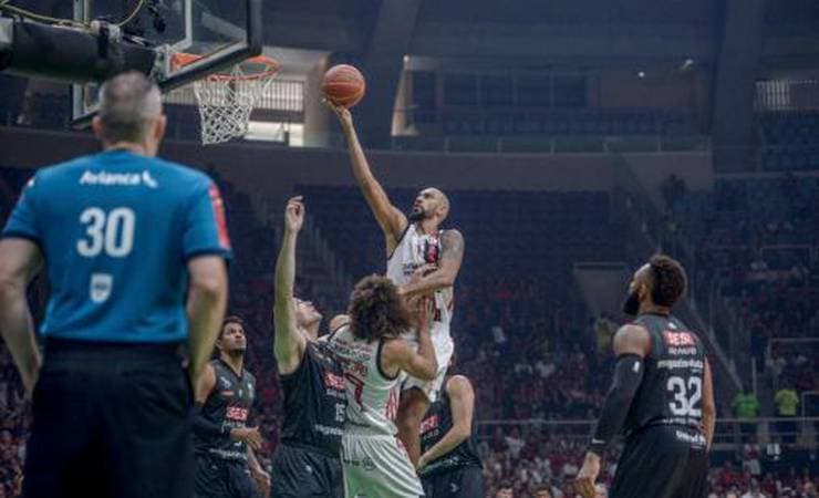 Flamengo anuncia que mandará jogos de basquete no Maracanãzinho