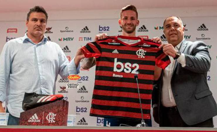 Com 'sangue no olho' pelo reencontro com o Athletico, Léo Pereira chega ao Flamengo: 'É um salto muito grande'