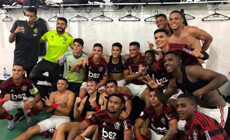Goleada de virada, susto e corte: Flamengo mantém 100% em noite intensa pela Libertadores Sub-20