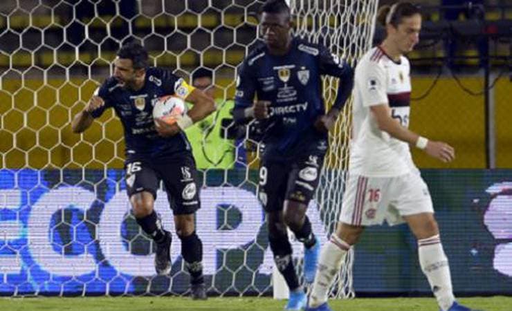 Após empate com Del Valle, Filipe Luís fala em bom resultado, mas ressalta: 'Poderia ser melhor'