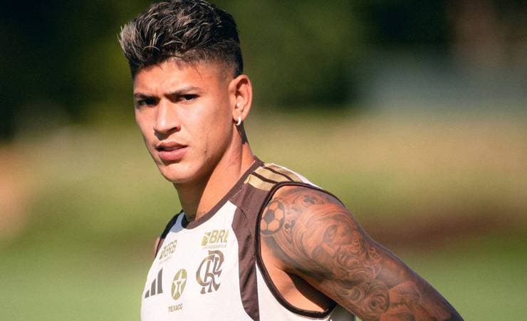 Flamengo recusa proposta do Krasnodar de 7 milhões por Jorge Carrascal