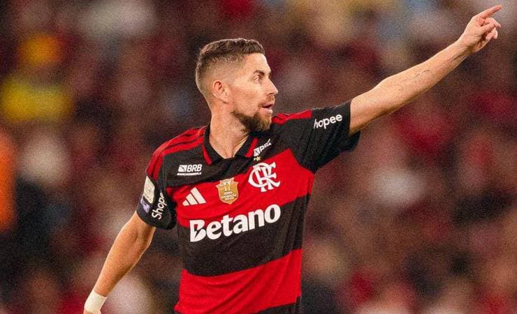Flamengo vence o Mirassol por 2 a 0 no Maracanã e segue na briga