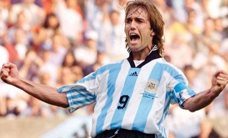 Batistuta revelou que não pôde jogar e frustrou o Flamengo em 1999