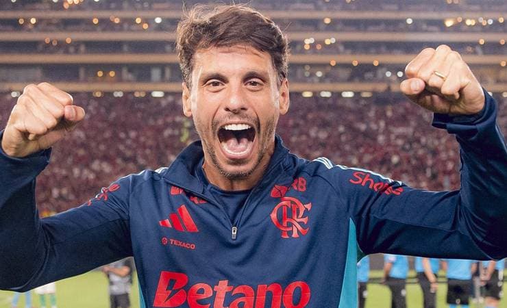 Bap admite que Flamengo abreviou a carreira de Rodrigo Caio por desgaste