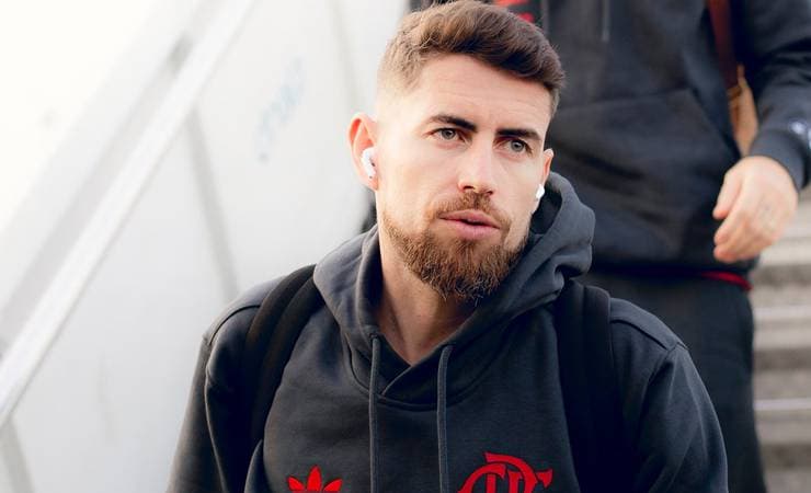 Filipe Luís contata Jorginho do Flamengo e mira reforços no Monaco