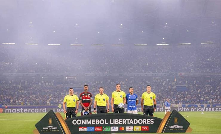 Flamengo encara o Cruzeiro pela Libertadores com chance de recorde no Maracanã