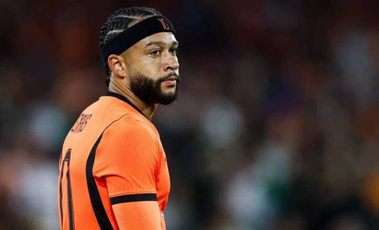 Empresário diz que Depay priorizou o Flamengo, antes de fechar com o Corinthians