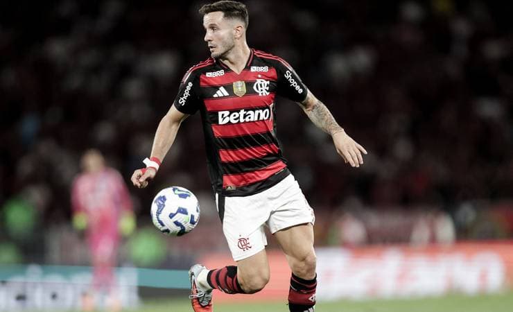 Saúl abre mão de parte das férias para intensificar a preparação no Flamengo