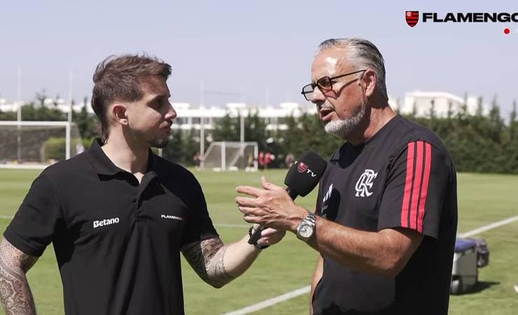 José Boto aponta posições definidas e cautela do Flamengo na janela