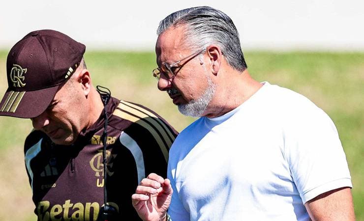 Flamengo negocia Anthony Valencia e busca acerto com Freitas para o ataque