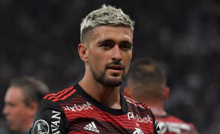 Arrascaeta gabarita em passeio do Flamengo na Libertadores; veja notas