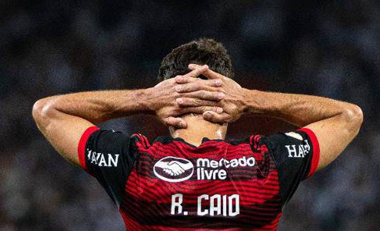 Rodrigo Caio é desfalque do Flamengo por inflamação no joelho