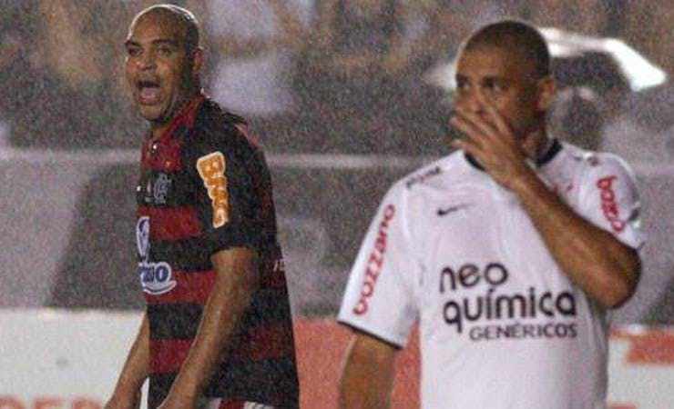 Flamengo leva vantagem nos duelos de mata-mata contra o Corinthians