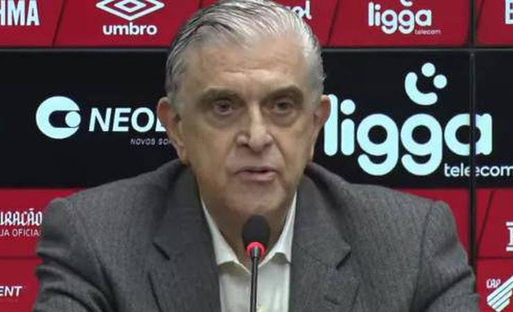 Petraglia critica times e diz: 'O que Santos significa perto do Athletico?'