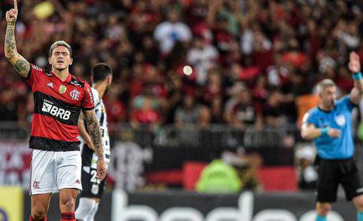 Mauro: Pedro tem potencial de titular no Flamengo, mas ainda não se impôs