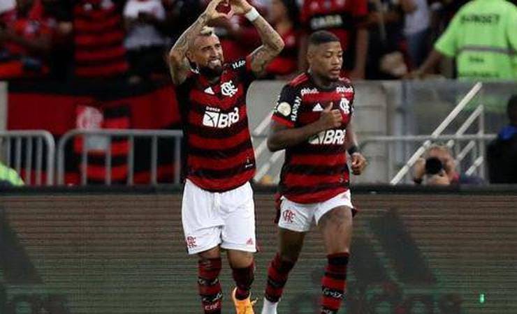 Rocha: Vidal tem muita qualidade e está com um tesão absurdo pelo Flamengo