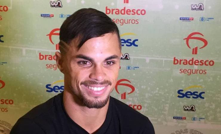 Fim de novela: Flamengo acerta a contratação de atacante Michael, do Goiás