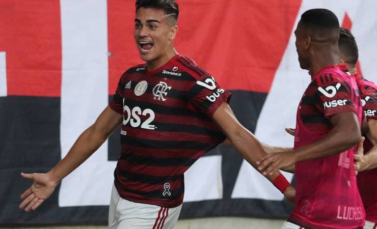 Rumo ao Real Madrid, Reinier se despede do Flamengo: 'Sempre serei um garoto do Ninho'