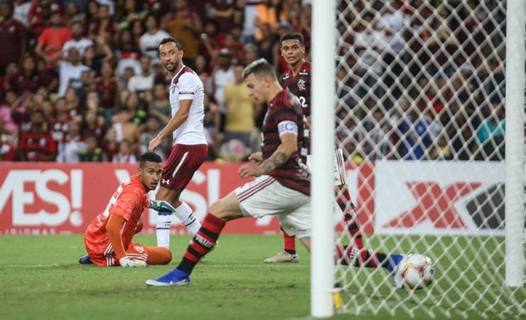 Após 'fake news', arbitragem para semifinal entre Fluminense e Flamengo é definida
