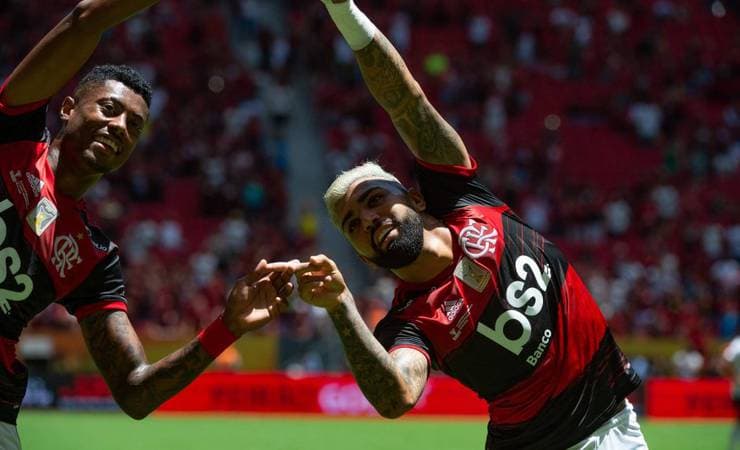 Faminto por títulos, Flamengo domina o Athletico e conquista a Supercopa do Brasil
