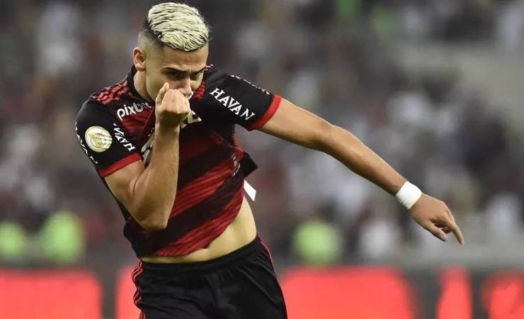 Andreas deixa o Flamengo com custo de R$ 2,3 milhões e avisa que vai voltar