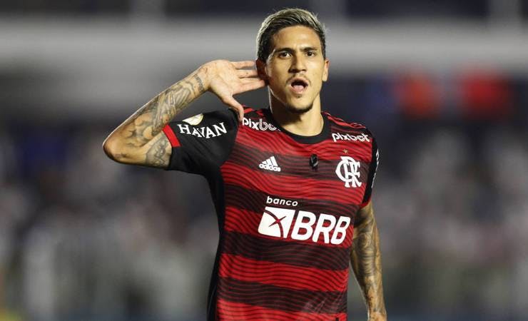 Flamengo quase complica jogo, mas vence o Santos na Vila Belmiro