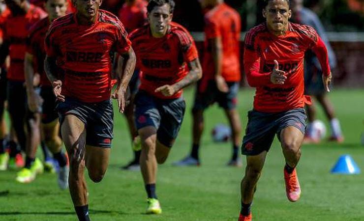 Flamengo inicia busca pelo inédito tetracampeonato carioca nesta quarta-feira (26)
