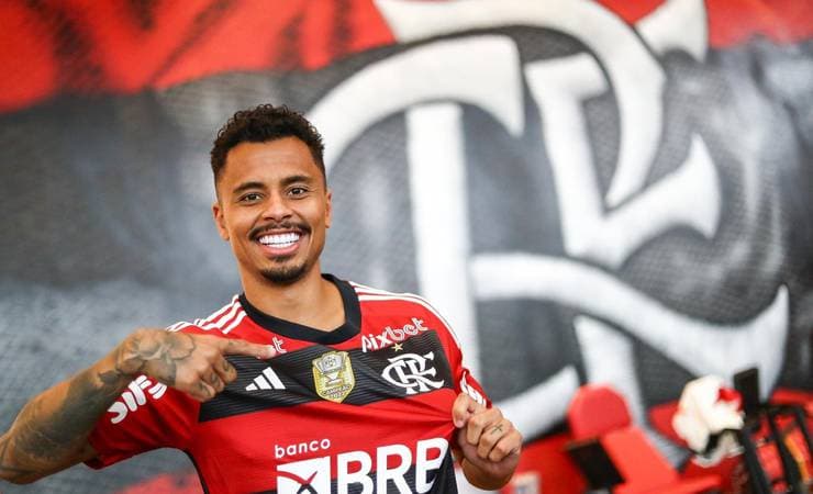 Como está a situação física de Allan para estrear pelo clube