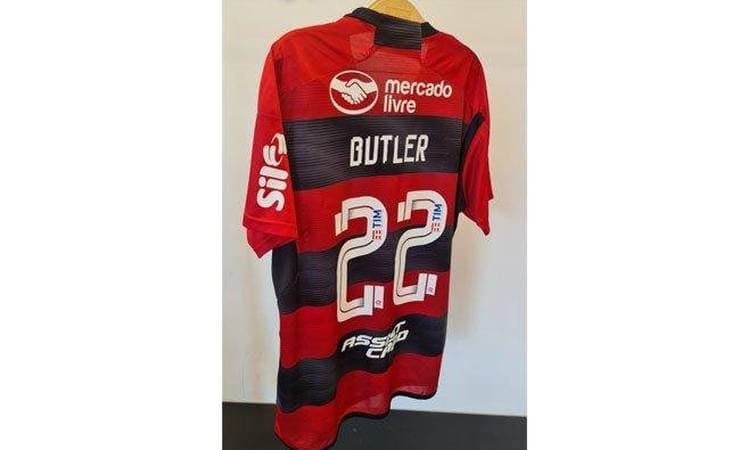 'Parça' de Gabigol, astro da NBA visita CT do Flamengo