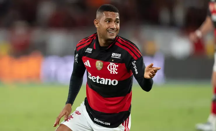 Samuel Lino atribui evolução no Flamengo às mudanças de Leonardo Jardim
