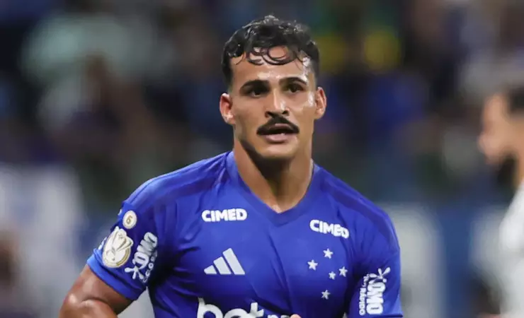 Cruzeiro contrata Gabriel Rojas e Flamengo monitora Kaiki Bruno no mercado