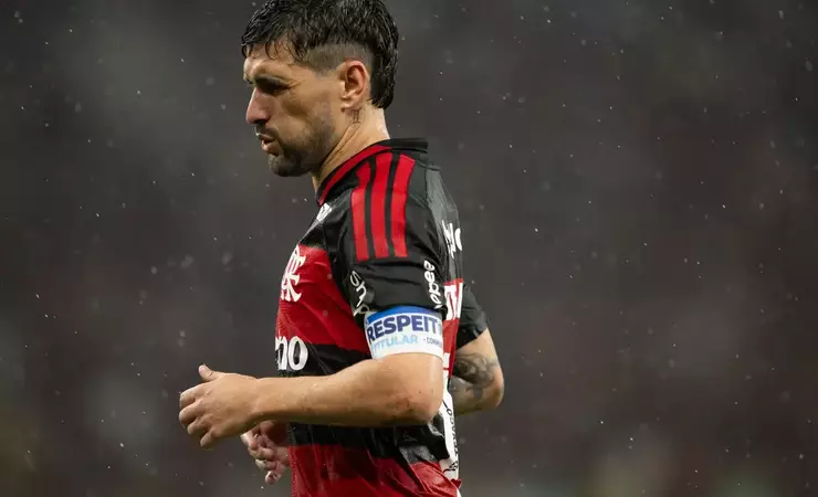 Flamengo tem Arrascaeta, De La Cruz e Varela convocados pelo Uruguai