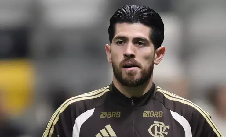 Rossi sofre pressão no Flamengo e desperta interesse do River e do Besiktas