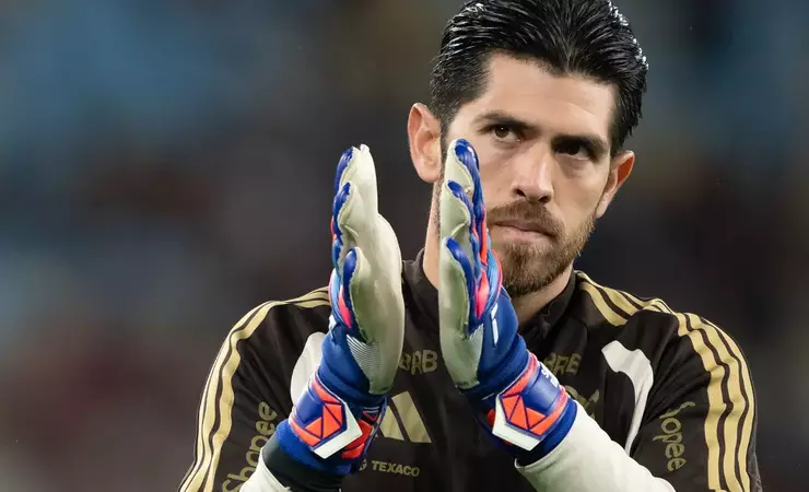 Flamengo confirma que não vai negociar o goleiro Rossi apesar do River Plate