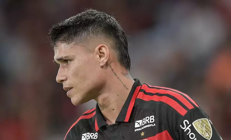 Flamengo negocia venda de Luiz Araújo por 12 milhões de euros ao Al-Sadd