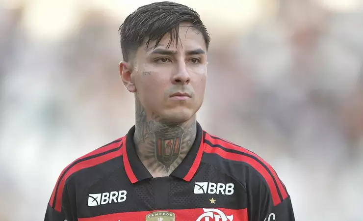 Flamengo negocia venda de Erick Pulgar ao Neom SC por 4 milhões de euros