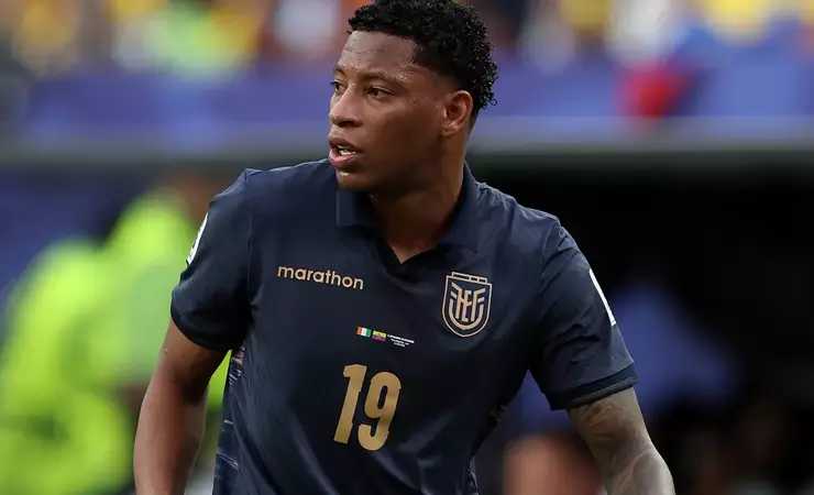 Desempenho do Equador reduz valorização de Gonzalo Plata e preocupa Flamengo