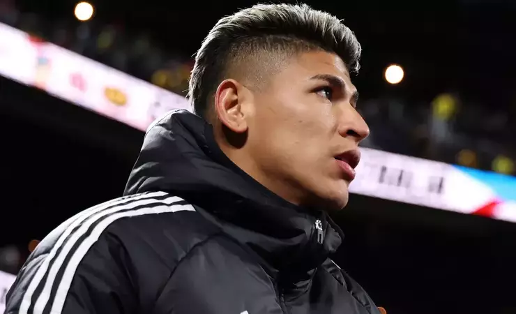 Carrascal estreia na Copa e fica no banco na vitória da Colômbia sobre o Uzbequistão