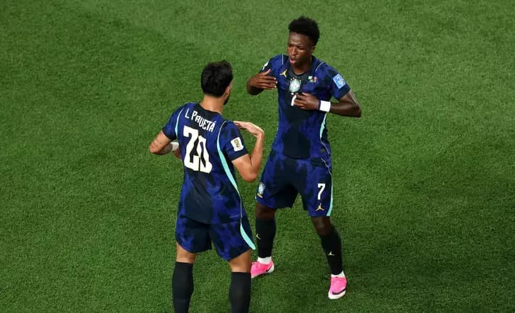 Brasil vence o Haiti por 3 a 0 com Paquetá e Vini Jr. decisivos