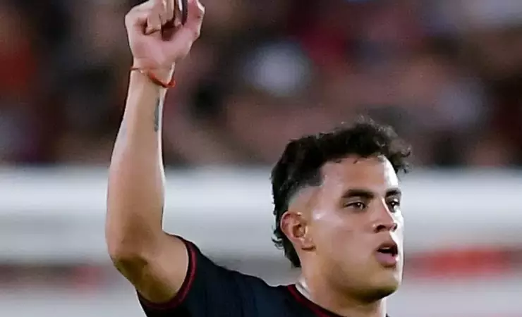 Flamengo negocia David Romero, atacante do Tigre, para a próxima temporada