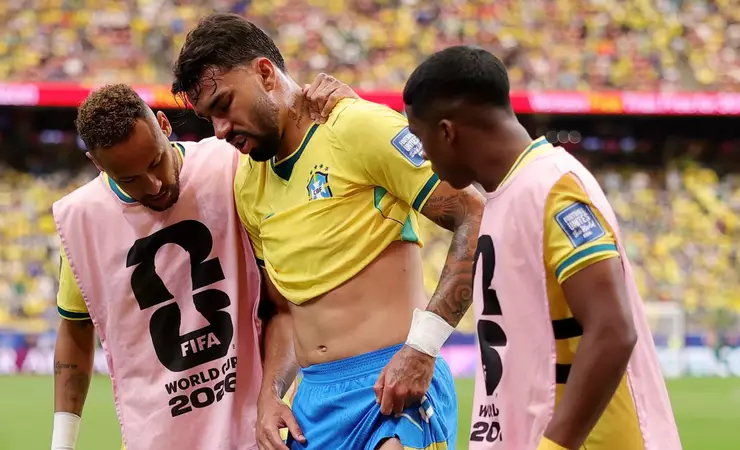 Flamengo autoriza Paquetá a ficar com a Seleção durante tratamento no joelho