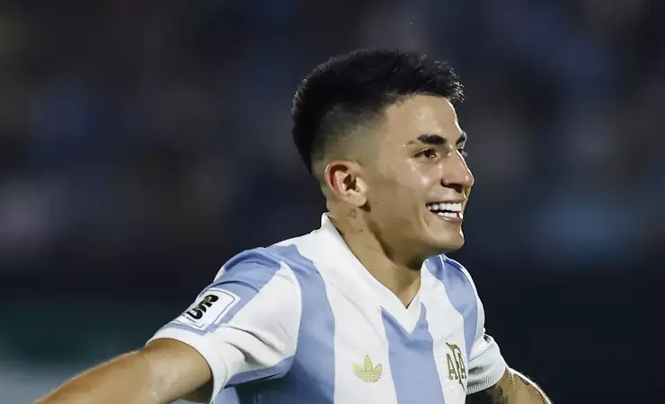 River Plate negocia Thiago Almada com acordo verbal do Atlético de Madrid