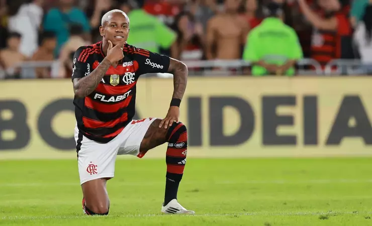 Flamengo vence o Lausanne por 2 a 0 em amistoso com gols de Lorran e Wallace Yan