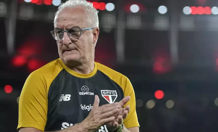 Dorival Júnior vê evolução do São Paulo no empate com o Flamengo no Maracanã