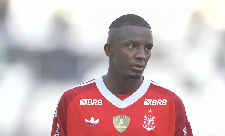 Flamengo rejeita proposta do Wolverhampton por empréstimo de Andrew