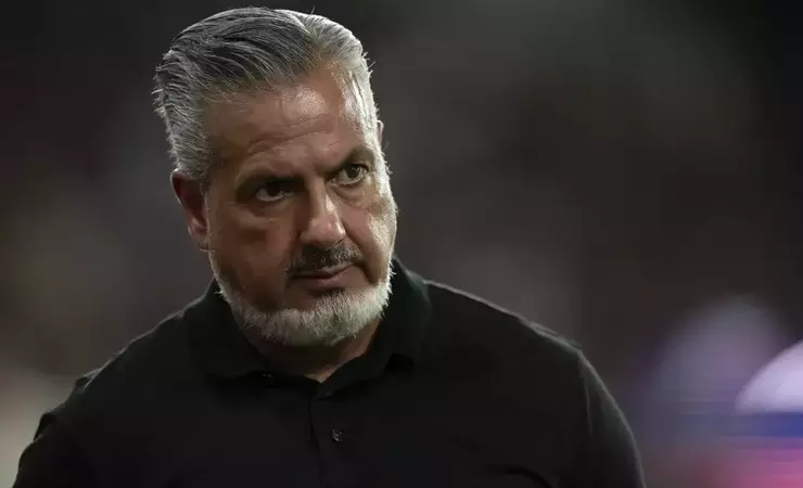 Benfica propõe Alan Santos e Flamengo avalia saída de Wallace Yan no mercado